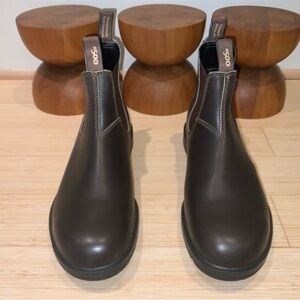 Brown boots men’s 13 (run large)